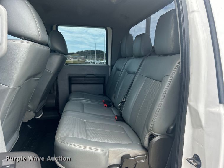 image for item DO6500 2014 Ford F250 Super Duty  Crew Cab pickup truck