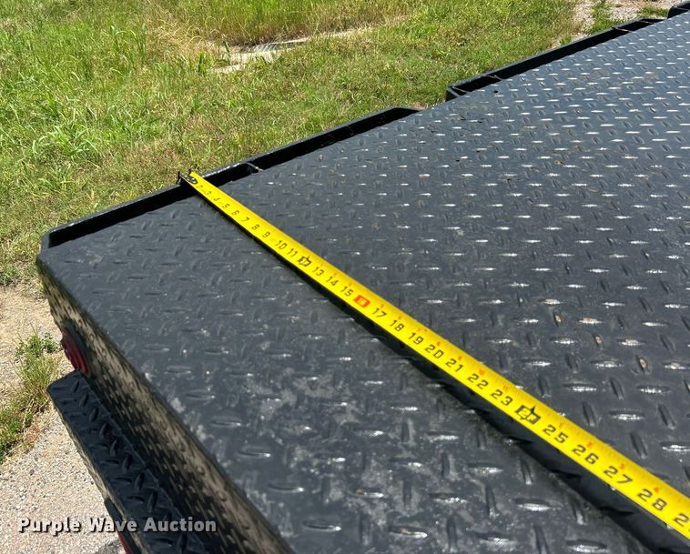 image for item DO6501 2017 Ford F550 Super Duty flatbed truck