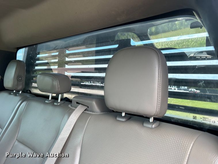 image for item DO6501 2017 Ford F550 Super Duty flatbed truck