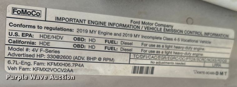 image for item DO6501 2017 Ford F550 Super Duty flatbed truck