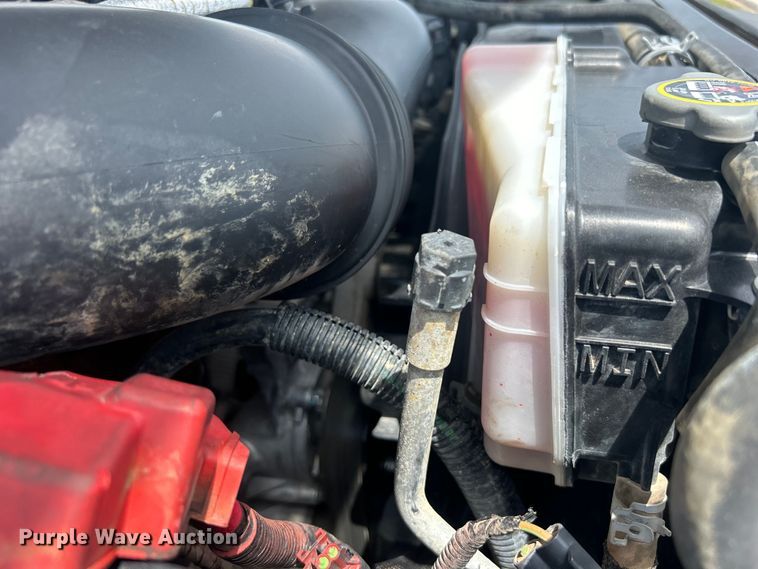 image for item DO6501 2017 Ford F550 Super Duty flatbed truck