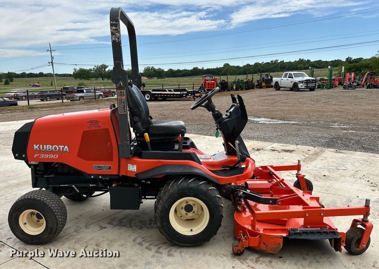 image for item DO6957 Kubota  F3990 lawn mower