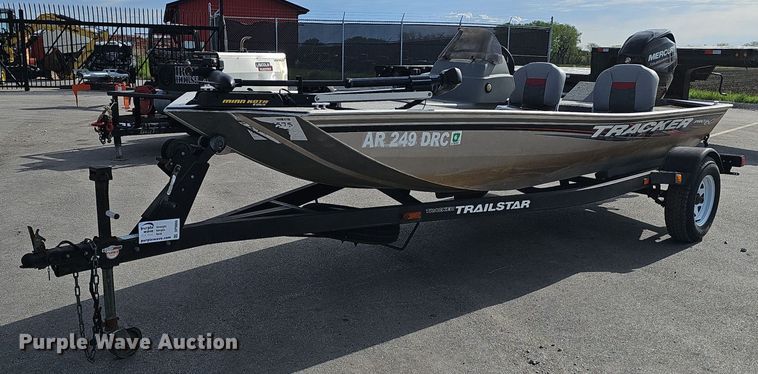 image for item DP0866 2017 Tracker Pro 160 boat
