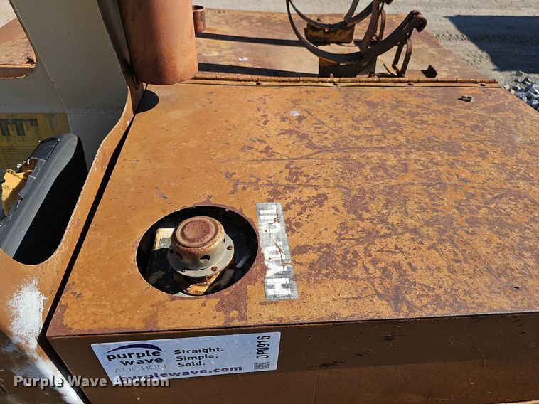 image for item DP0916 1980 Drott 3330 crane