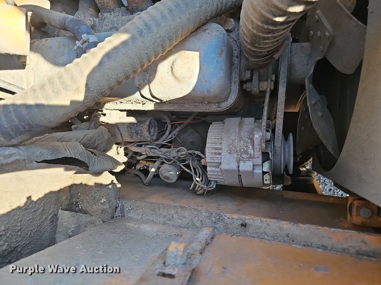 image for item DP0916 1980 Drott 3330 crane