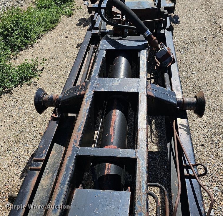 image for item DP0921 Hook lift bed