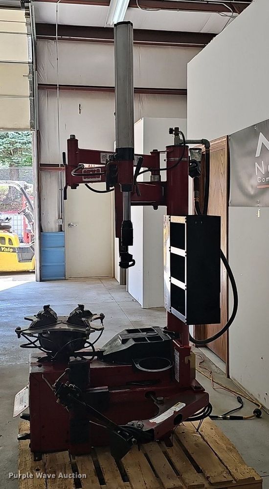 image for item DP0938 Coats 70X-EH-3 rim clamp tire machine