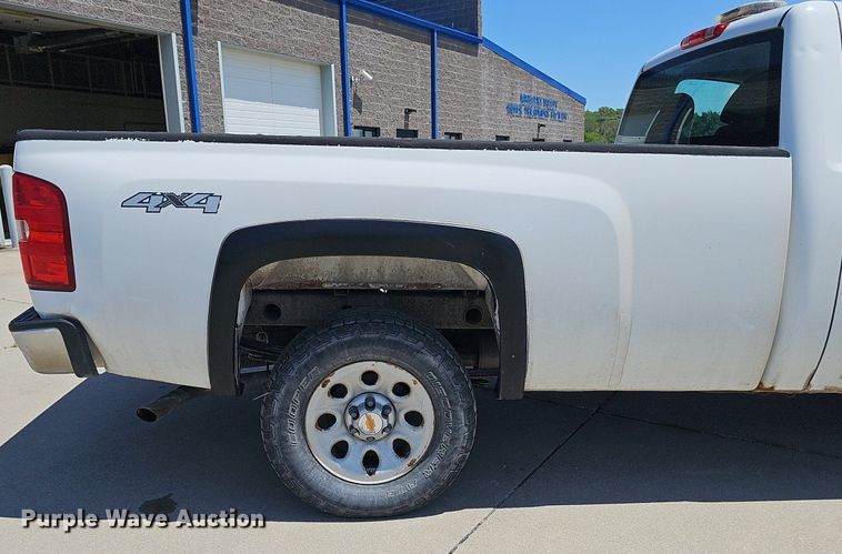 image for item DP6419 2010 Chevrolet Silverado 1500 pickup truck