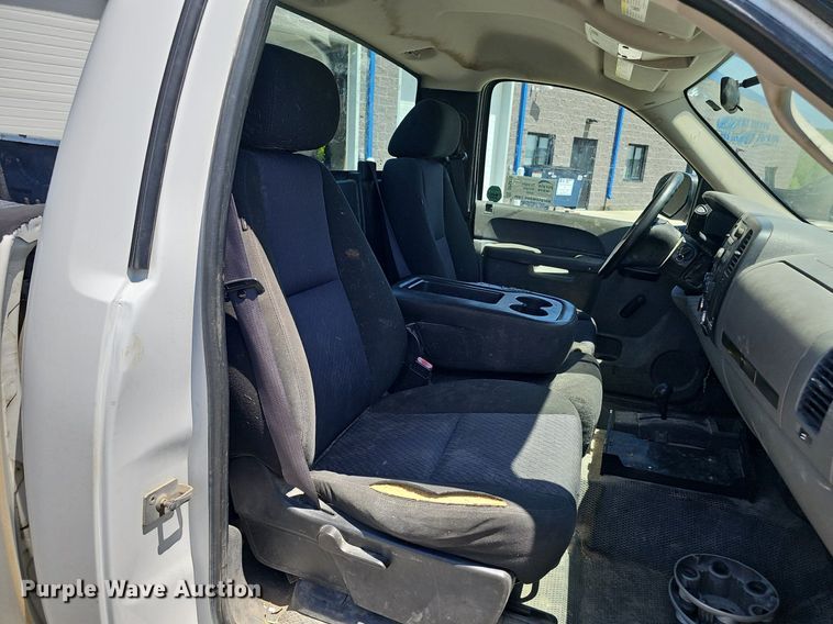 image for item DP6419 2010 Chevrolet Silverado 1500 pickup truck