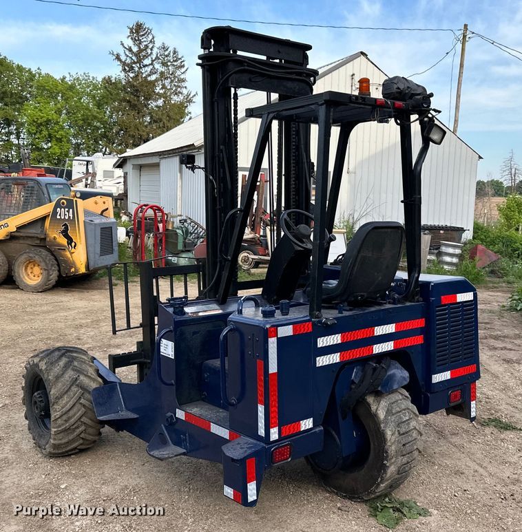 image for item DP8374 2005 Noble TM50 forklift