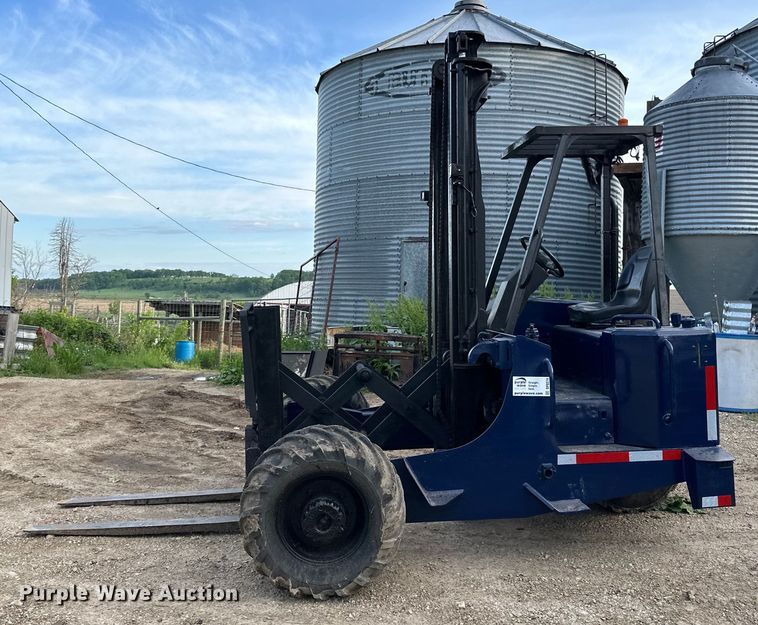 image for item DP8374 2005 Noble TM50 forklift