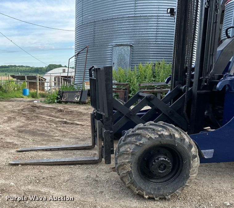 image for item DP8374 2005 Noble TM50 forklift