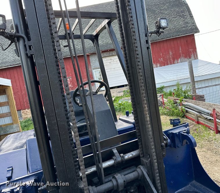 image for item DP8374 2005 Noble TM50 forklift