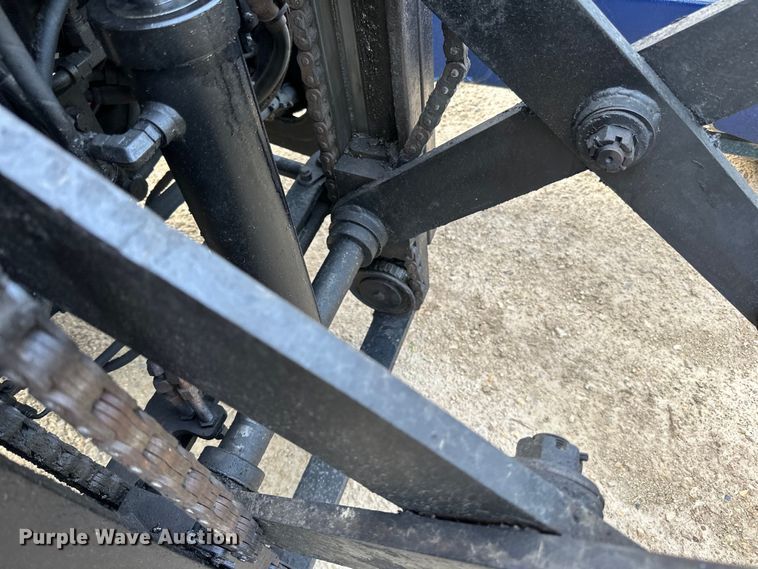 image for item DP8374 2005 Noble TM50 forklift