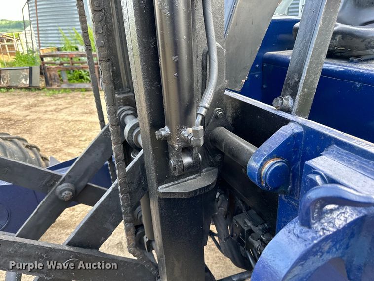 image for item DP8374 2005 Noble TM50 forklift