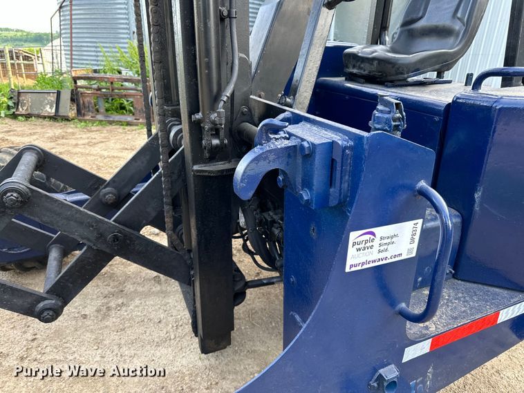 image for item DP8374 2005 Noble TM50 forklift