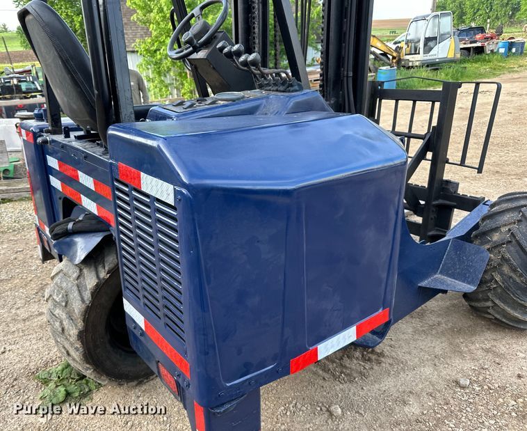 image for item DP8374 2005 Noble TM50 forklift