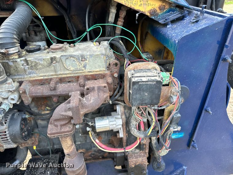 image for item DP8374 2005 Noble TM50 forklift