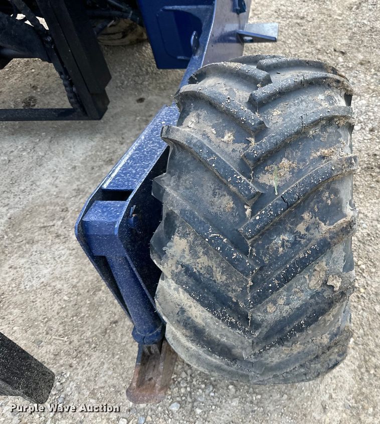 image for item DP8374 2005 Noble TM50 forklift