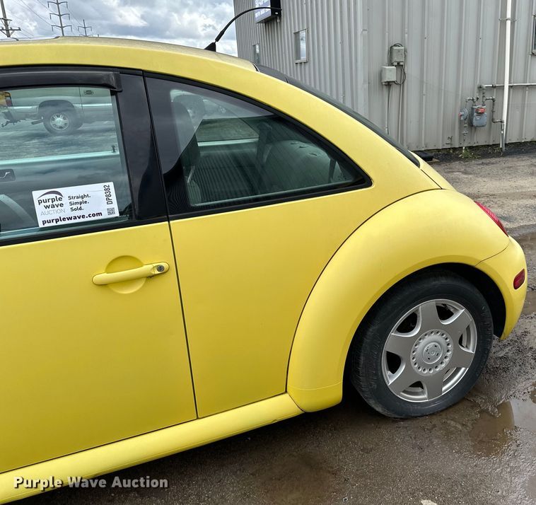 image for item DP8382 2001 Volkswagen  New Beetle 