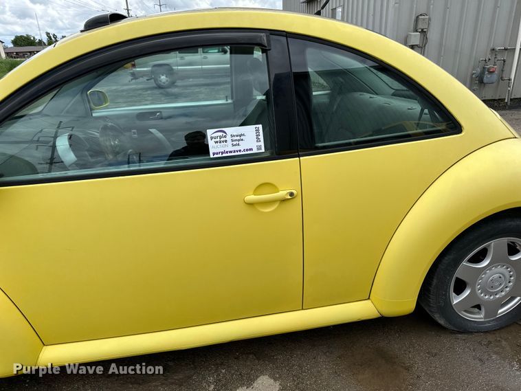 image for item DP8382 2001 Volkswagen  New Beetle 