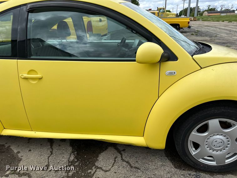 image for item DP8382 2001 Volkswagen  New Beetle 