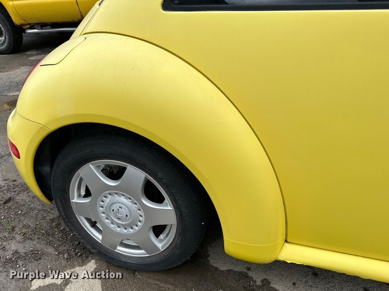 image for item DP8382 2001 Volkswagen  New Beetle 