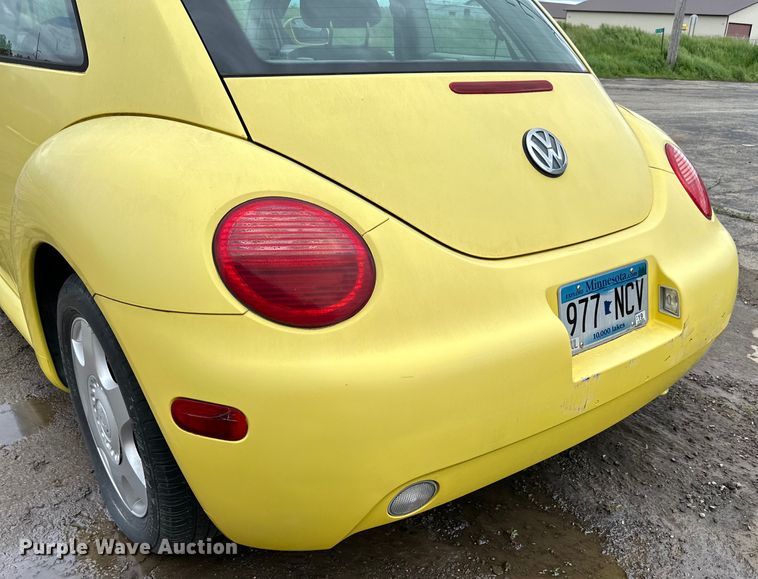 image for item DP8382 2001 Volkswagen  New Beetle 