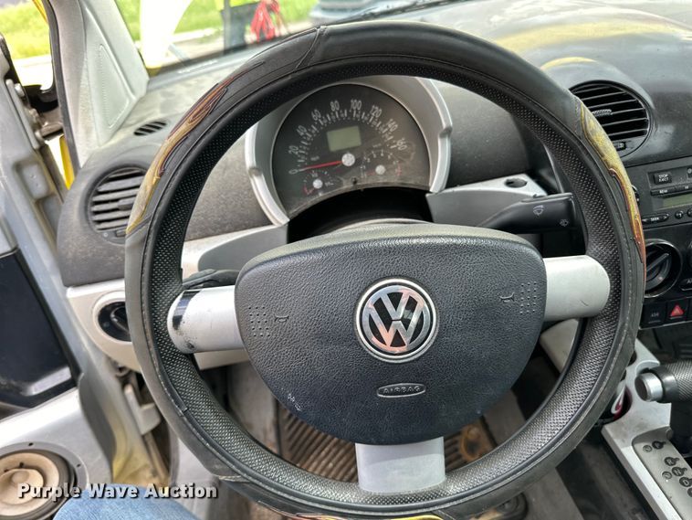 image for item DP8382 2001 Volkswagen  New Beetle 