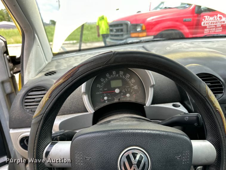 image for item DP8382 2001 Volkswagen  New Beetle 