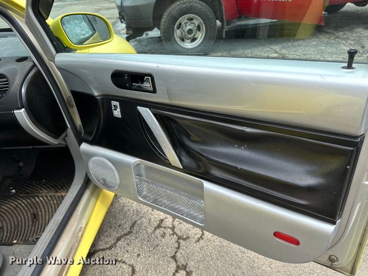 image for item DP8382 2001 Volkswagen  New Beetle 