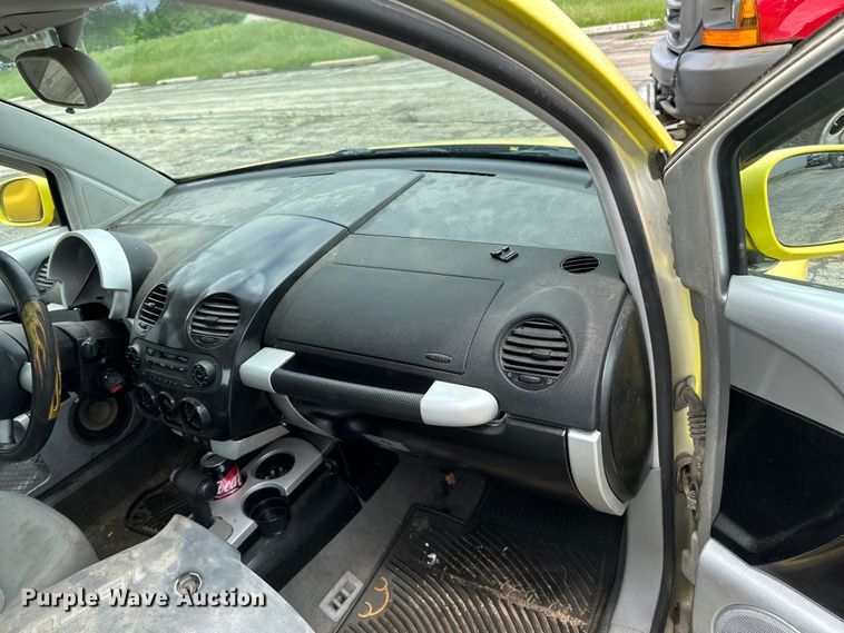 image for item DP8382 2001 Volkswagen  New Beetle 