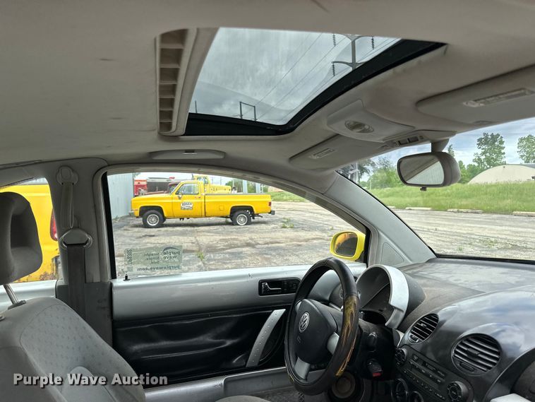 image for item DP8382 2001 Volkswagen  New Beetle 