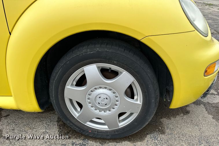 image for item DP8382 2001 Volkswagen  New Beetle 