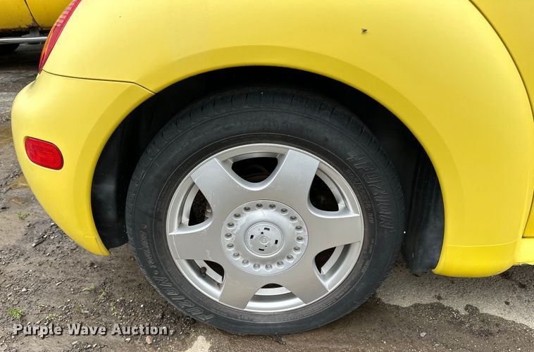 image for item DP8382 2001 Volkswagen  New Beetle 