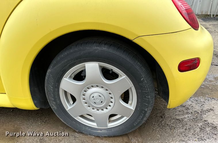 image for item DP8382 2001 Volkswagen  New Beetle 