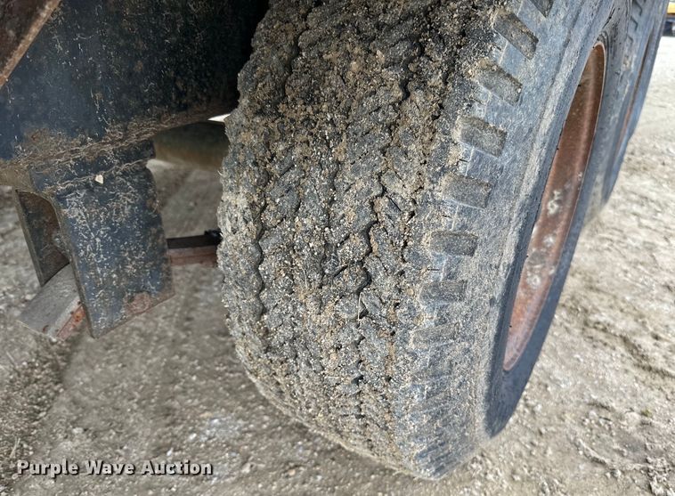 image for item DP8392 1979 Fairmont Steel Products equipment trailer