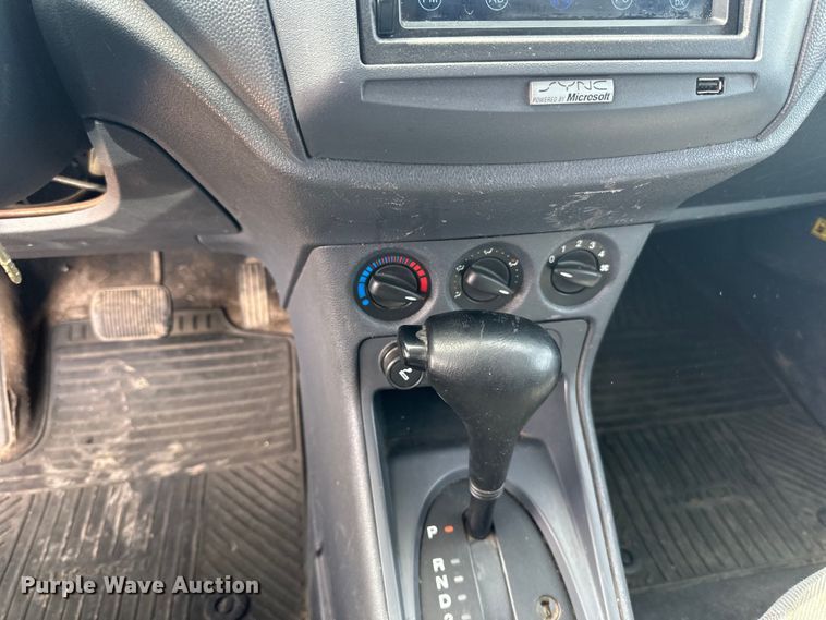 image for item DQ0694 2013 Ford  Transit Connect XLT van