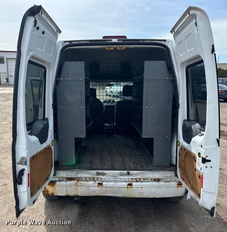 image for item DQ0694 2013 Ford  Transit Connect XLT van