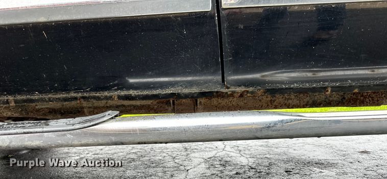 image for item DQ0834 2005 Dodge  Ram 3500 Quad Cab flatbed pickup truck