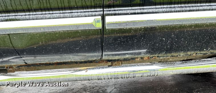 image for item DQ0834 2005 Dodge  Ram 3500 Quad Cab flatbed pickup truck