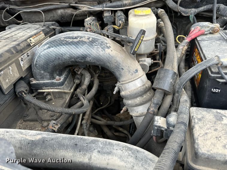 image for item DQ0834 2005 Dodge  Ram 3500 Quad Cab flatbed pickup truck