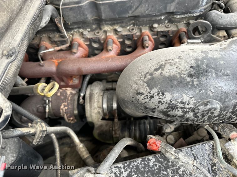 image for item DQ0834 2005 Dodge  Ram 3500 Quad Cab flatbed pickup truck