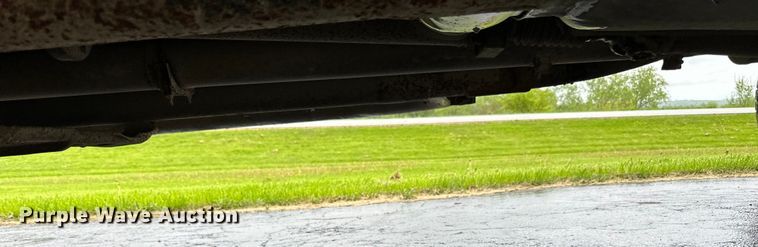 image for item DQ0834 2005 Dodge  Ram 3500 Quad Cab flatbed pickup truck