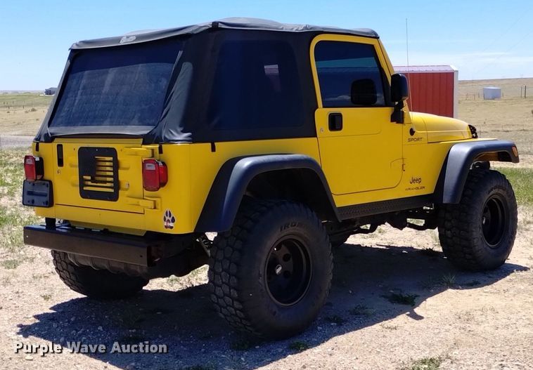 image for item DQ6114 2003 Jeep Wrangler Sport SUV