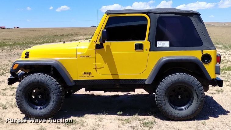 image for item DQ6114 2003 Jeep Wrangler Sport SUV