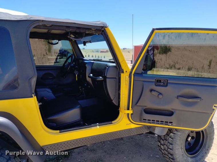 image for item DQ6114 2003 Jeep Wrangler Sport SUV