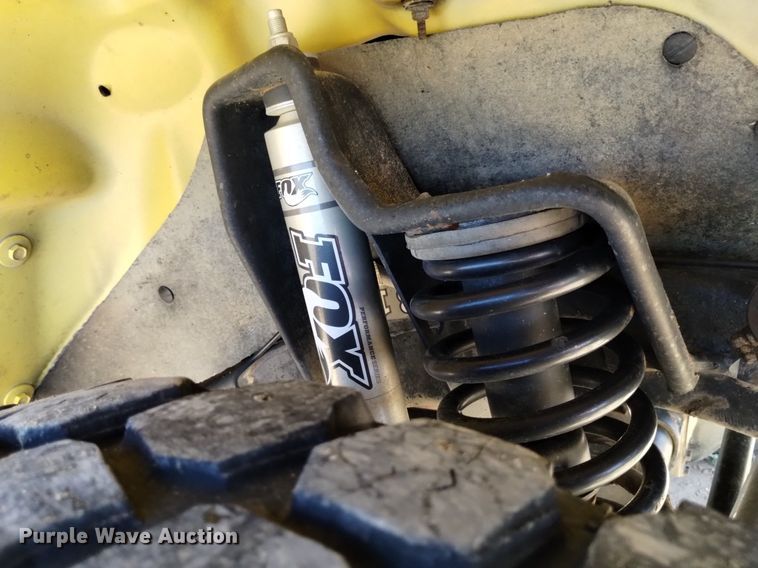 image for item DQ6114 2003 Jeep Wrangler Sport SUV