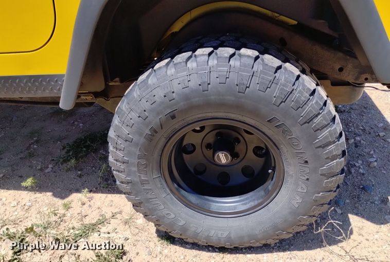 image for item DQ6114 2003 Jeep Wrangler Sport SUV