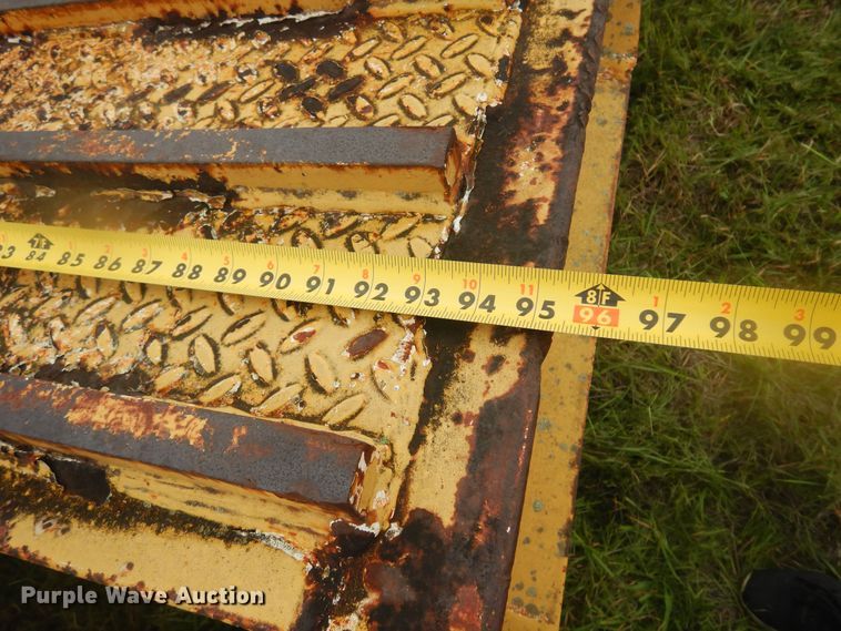 image for item DQ7115 1990 Kayln equipment trailer